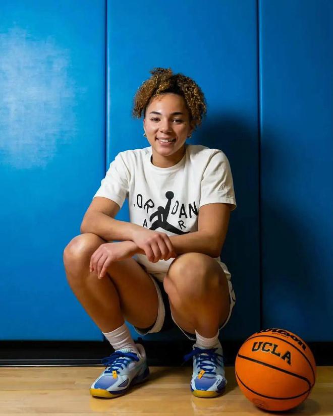 这几双鞋被低估了球盟会网站脚感!(图15) 这几双鞋被低估了球盟会网站脚感!(图15)